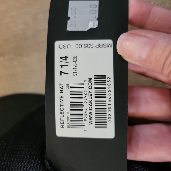 NWT Oakley 59 fifty Trucker Hat Reflective Hat - Picture 11 of 12